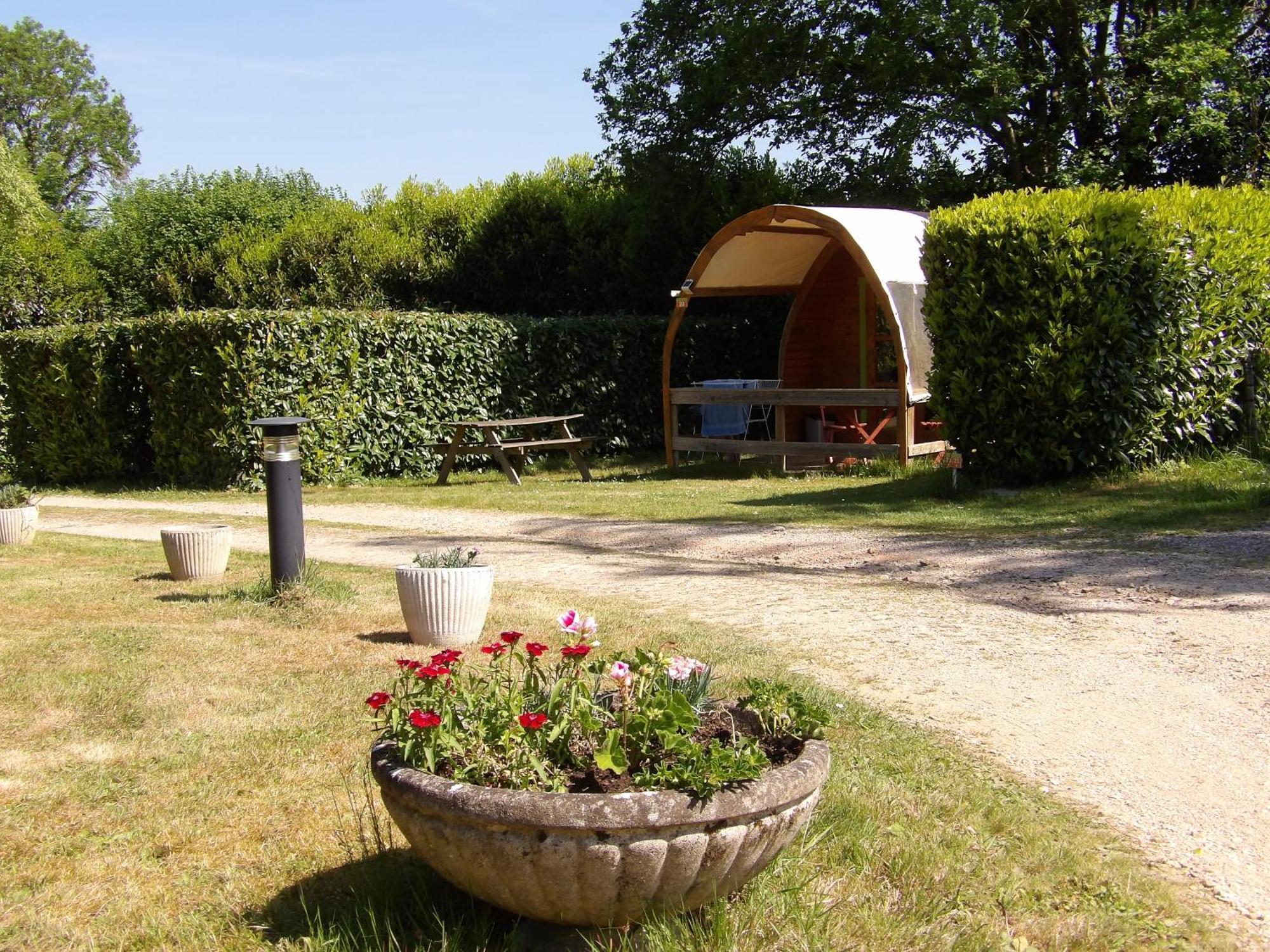 Camping Smile & Braudieres Mezieres-sous-Lavardin Luaran gambar